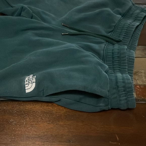 Pants - Picture 3 of 4